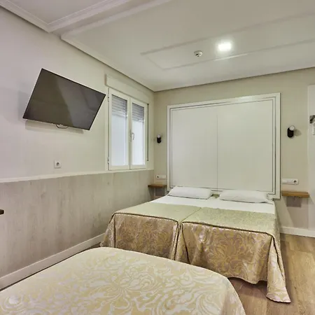 Hostal Madrid-2